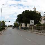 Non ci resta che proseguire il viale che scopriamo sbucare su strada Santa Caterina e tornare a quel punto indietro rituffandoci su via Bitritto